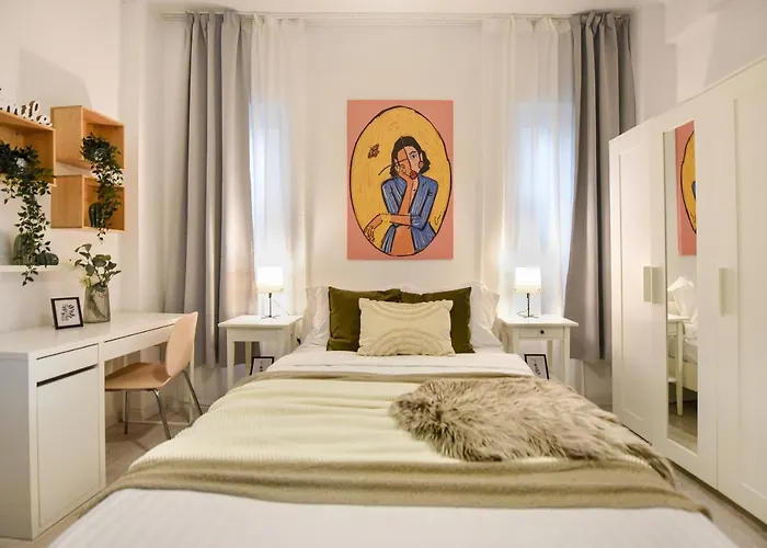 Appartamento Central Treasure - Cozy 2 Bedroom In Historic Old Town Bucarest