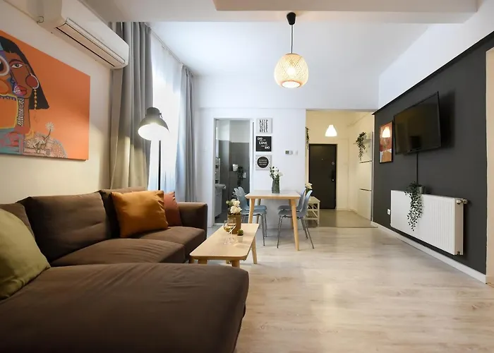 아파트 Central Treasure - Cozy 2 Bedroom In Historic Old Town *