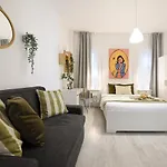 公寓 Central Treasure - Cozy 2 Bedroom In Historic Old Town