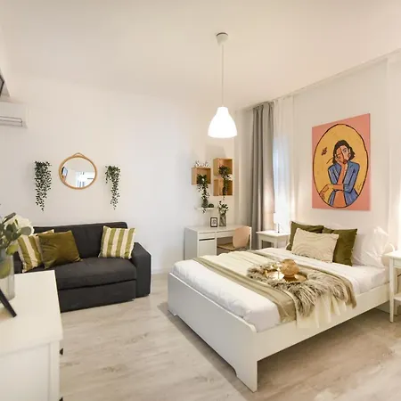 Appartement Central Treasure - Cozy 2 Bedroom In Historic Old Town Bucarest